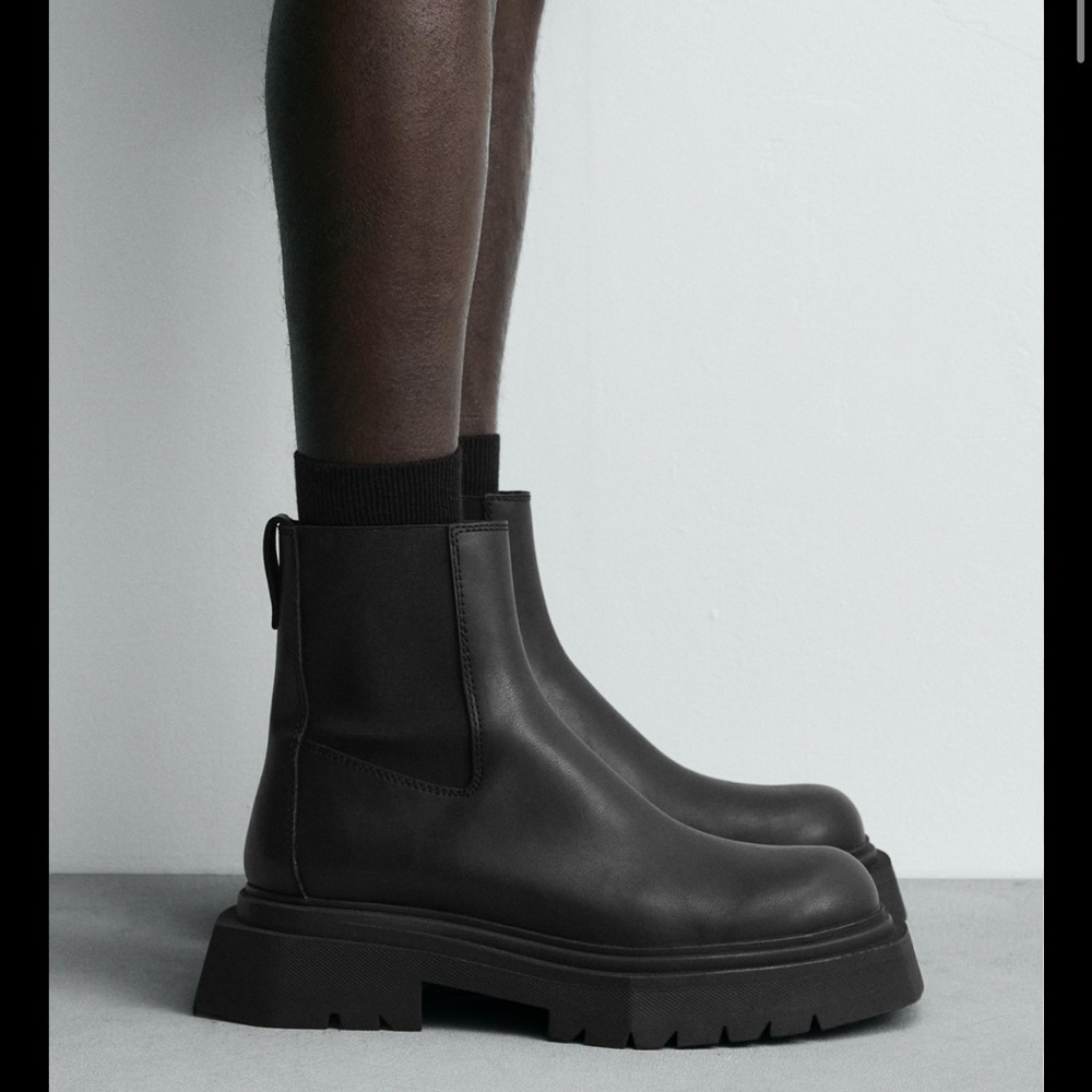 Zara Chunky Chelsea Boots